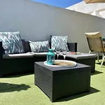 Atico Con Terraza Junto A La Playa De La Caleta شقة *