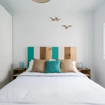 Apartman Fantastico Atico En El Casco Antiguo En A La Playa