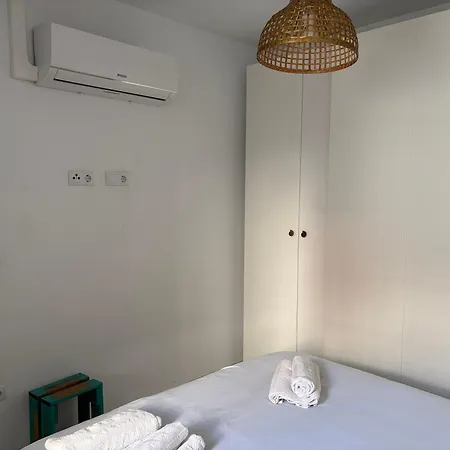 Fantastico Atico En El Casco Antiguo En A La Playa * Кадіс