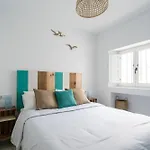 Atico Con Terraza Junto A La Playa De La Caleta Apartment *