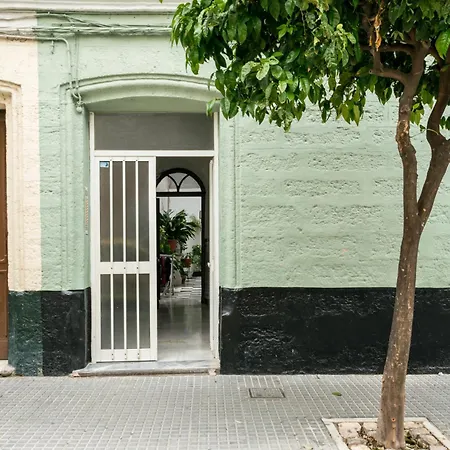 Atico Con Terraza Junto A La Playa De La Caleta Apartmán *