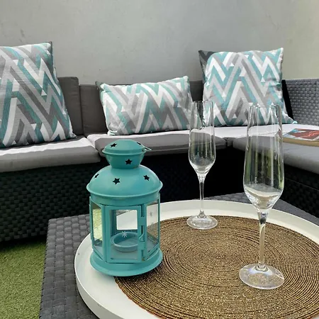 Atico Con Terraza Junto A La Playa De La Caleta Apartmán Cádiz