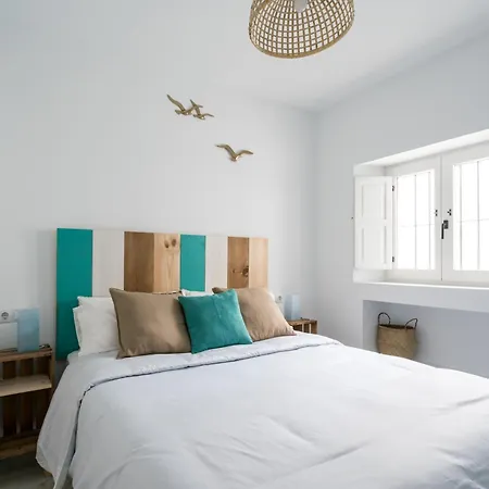 Atico Con Terraza Junto A La Playa De La Caleta Apartmán *