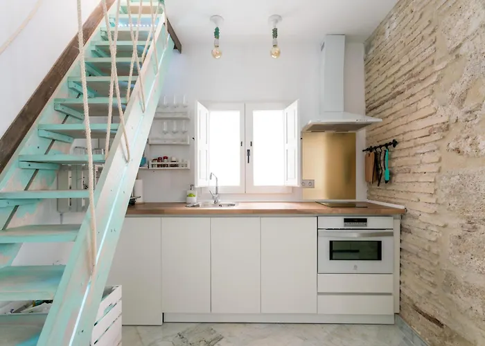 Fantastico Atico En El Casco Antiguo En A La Playa * Cadiz