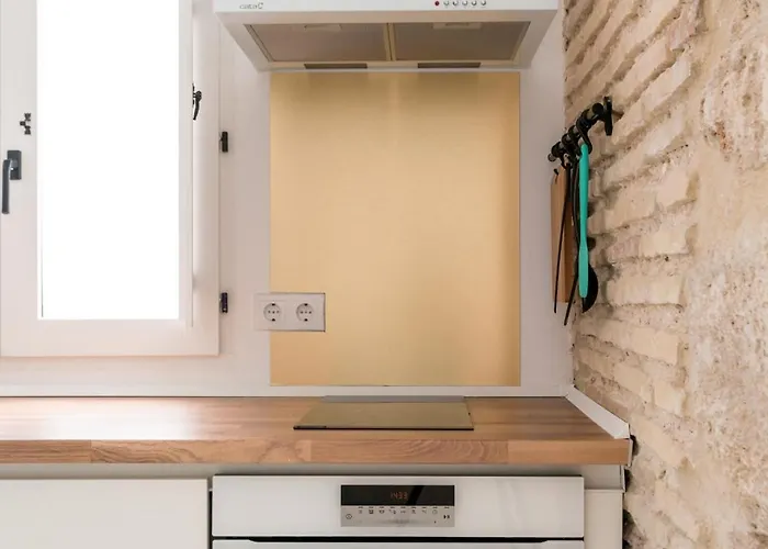 Fantastico Atico En El Casco Antiguo En A La Playa Apartment