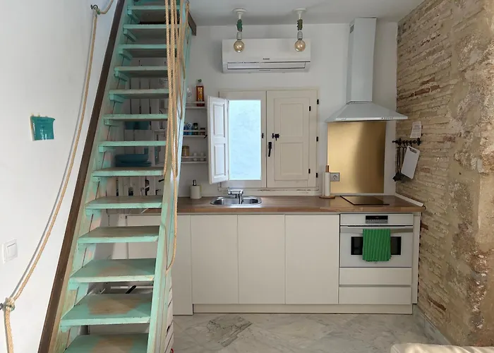 Fantastico Atico En El Casco Antiguo En A La Playa * Cadiz