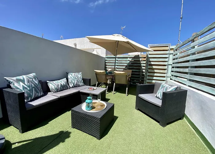 Fantastico Atico En El Casco Antiguo En A La Playa Appartement Cadix